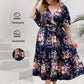👗Рокля с V-образно деколте и флорални мотиви