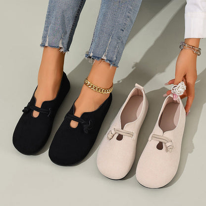 Удобни мокасини тип „слип-он“ от еко велур 👟🌸